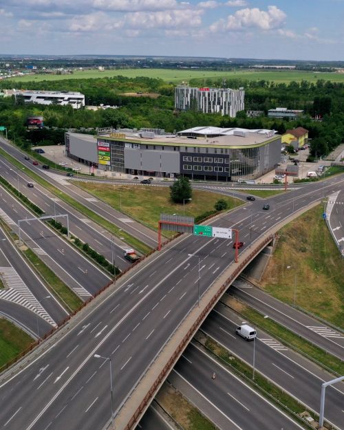 Parkovanie pri letisku