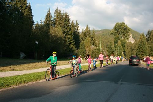 ZJAZD NA KOLOBEŽKE: Múzeum oravskej dediny - Zuberec