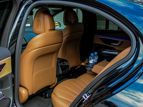 Mercedes-Benz E220d sedan