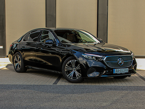 Mercedes-Benz E220d sedan