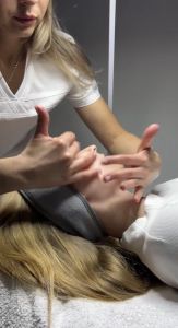 Masaz tváre, krku a dekoltu + maska  alginatova, ampula s kolagenom, liftingovy serum, SPF