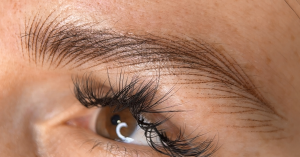 Hairstrokes (chĺpkové) obočie 