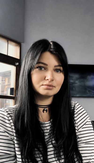 Světi T.