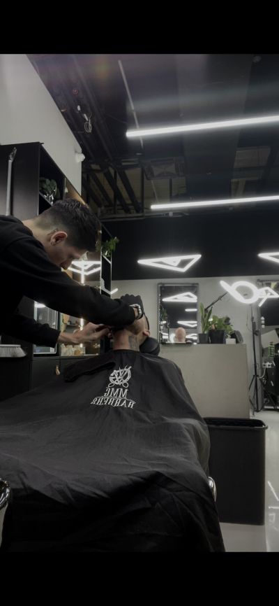 Jakub Lévai @Kubenzo_Barber