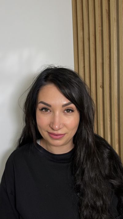 Elena 